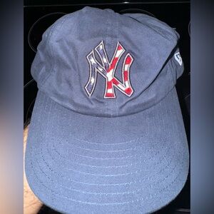 Yankee adjustable hat!